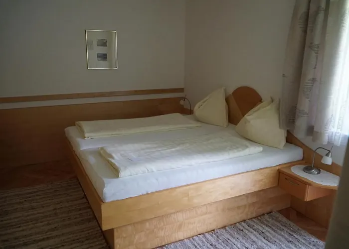 Hartmann Guest house 3*